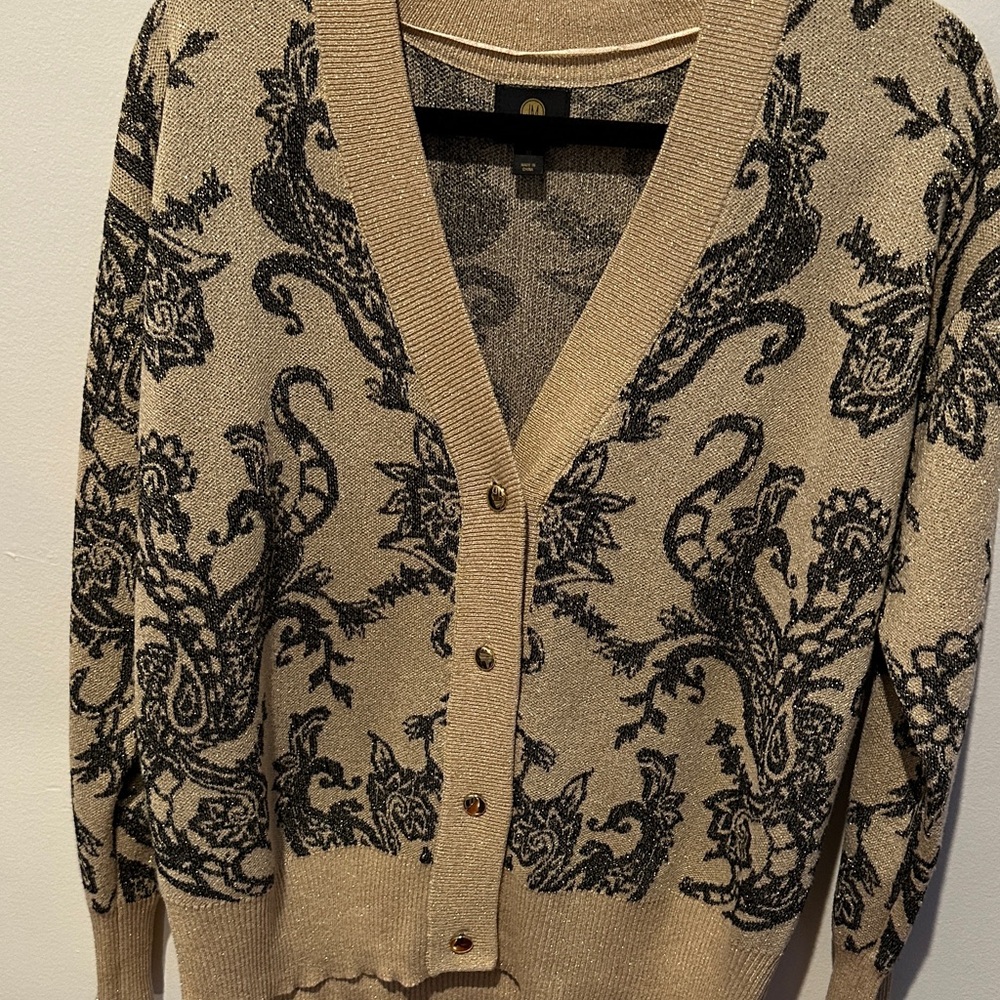 Elegant Beige and Black Patterned Women's Sweater